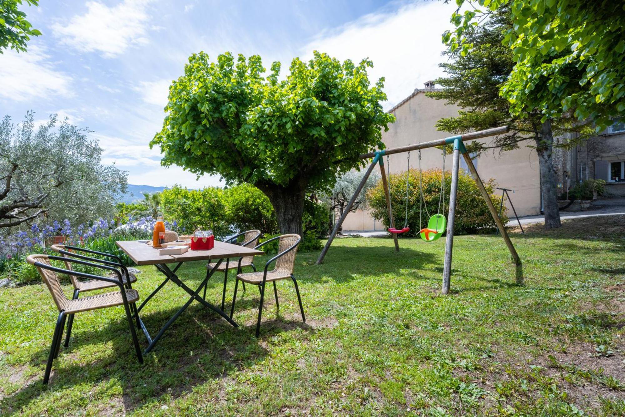 Gite Les Aiguillans Mérindol-les-Oliviers Exteriör bild